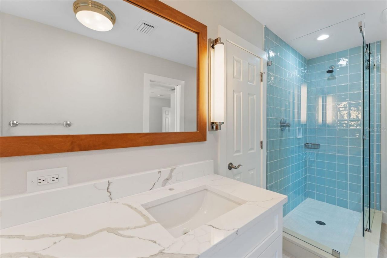 11050 7th Street E, Treasure Island, FL 33706 Photo