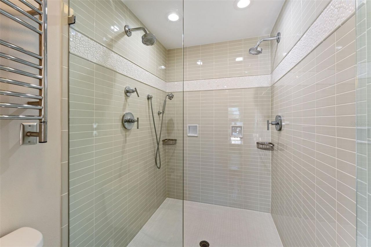 11050 7th Street E, Treasure Island, FL 33706 Photo