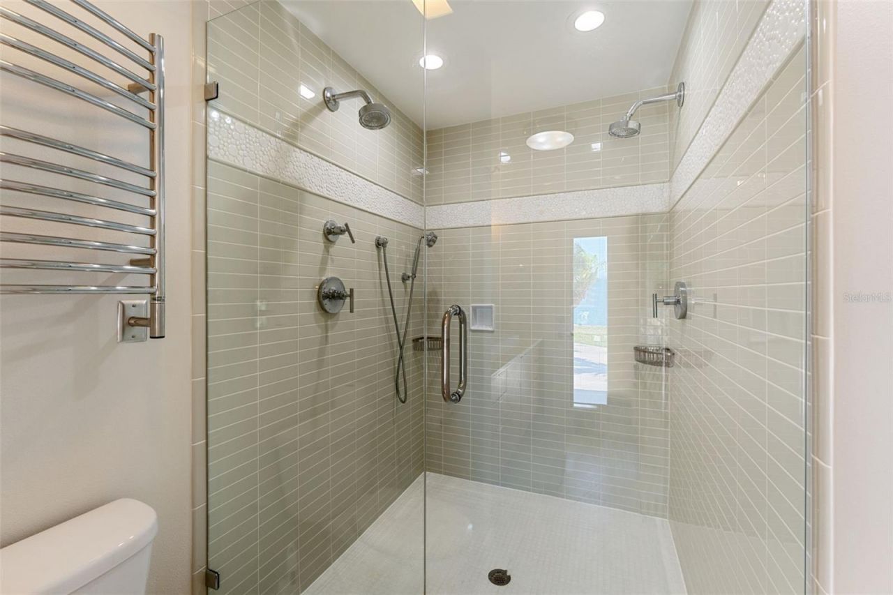 11050 7th Street E, Treasure Island, FL 33706 Photo