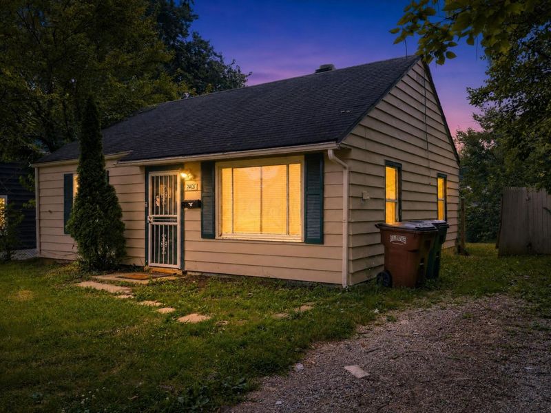 2405 Lindale Road, Columbus, OH 43224 Photo 2