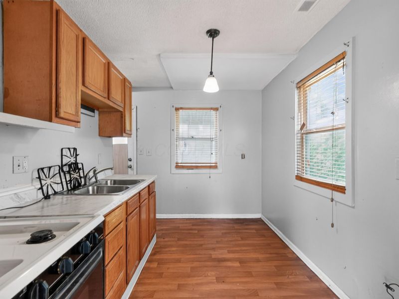 2405 Lindale Road, Columbus, OH 43224 Photo 5