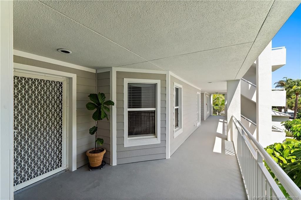 164 NE Edgewater Drive, Unit 2103, Stuart, FL 34996 Photo
