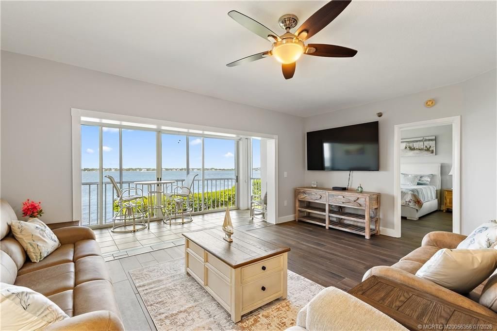 164 NE Edgewater Drive, Unit 2103, Stuart, FL 34996 Photo