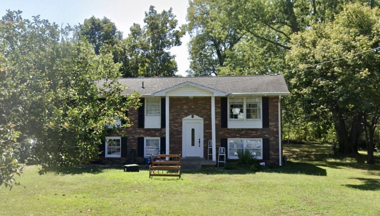 105 Apple Ln , Greenbrier, TN 37073 Main Photo