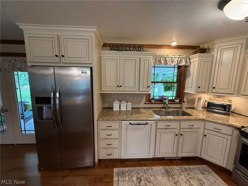 410 Stratton Avenue SW, New Philadelphia, OH 44663 Photo 6