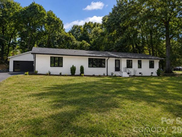 8033 Ritter Drive , Charlotte, NC 28270