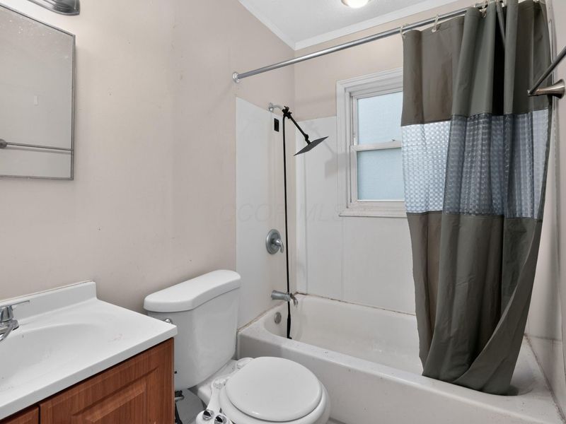2798 Hiawatha Street , Columbus, OH 43211 Photo 13