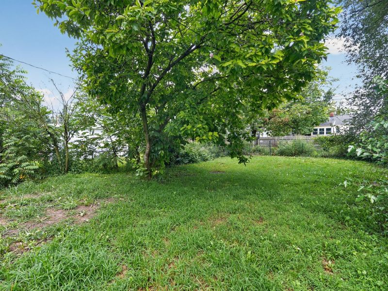 2798 Hiawatha Street , Columbus, OH 43211 Photo 19