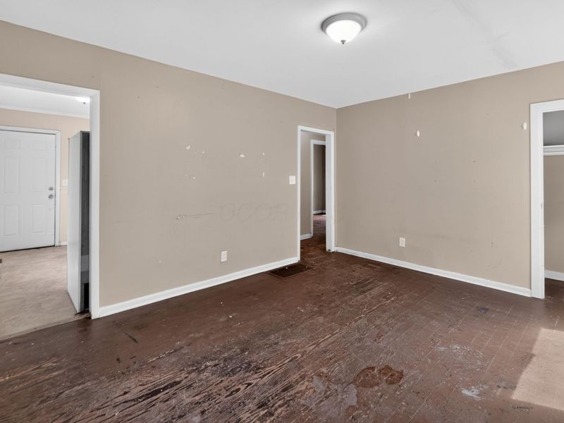 2798 Hiawatha Street , Columbus, OH 43211 Photo 4