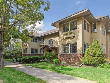 3904 Thomas Avenue S, Unit 202, Minneapolis, MN 55410