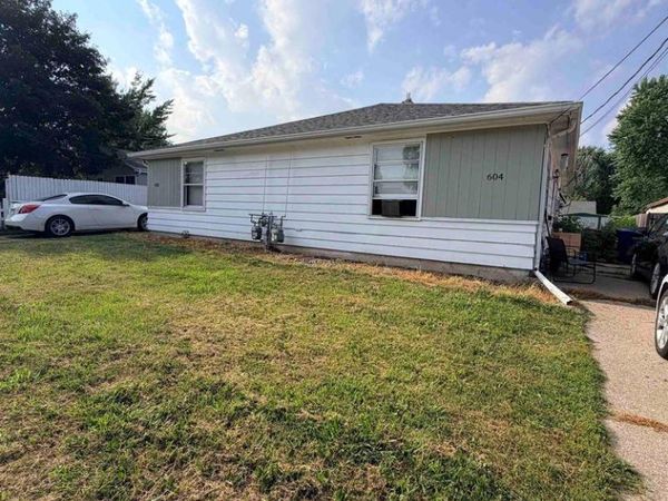 602 8TH STREET, Menasha, WI 54952