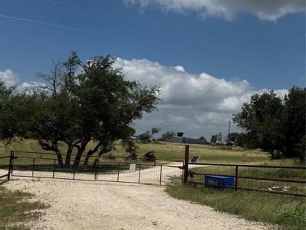 3905 Fm 2942 , Lometa, TX 76853