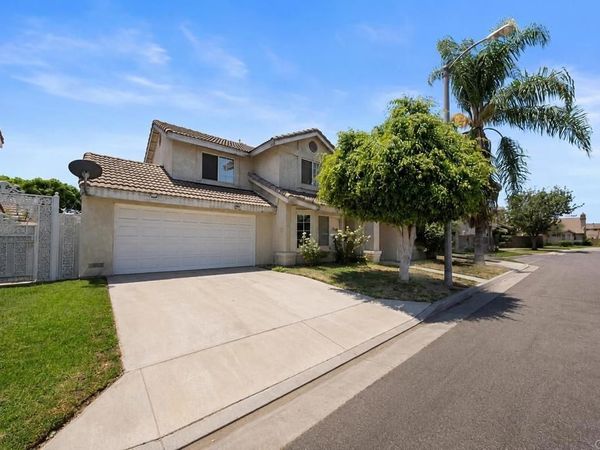 5542 Sun Lane , Bell Gardens, CA 90201
