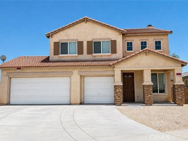 2324 E Newgrove , Lancaster, CA 93535
