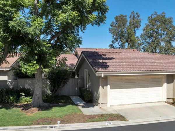 596 Via Novella , Oak Park, CA 91377