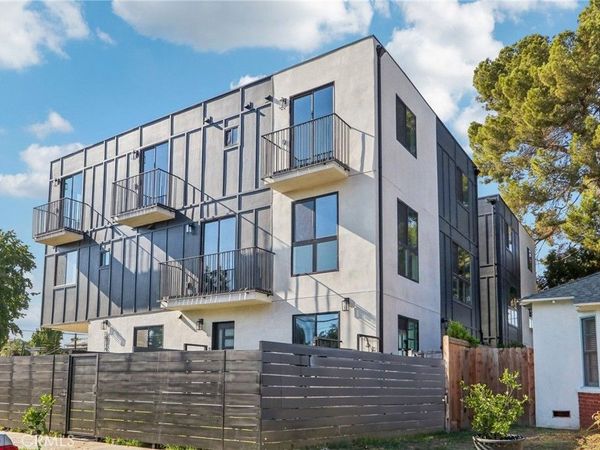 10719 Addison Street , Unit #10717.2, North Hollywood, CA 91601