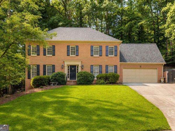 9620 River Lake Drive, Roswell, GA 30075