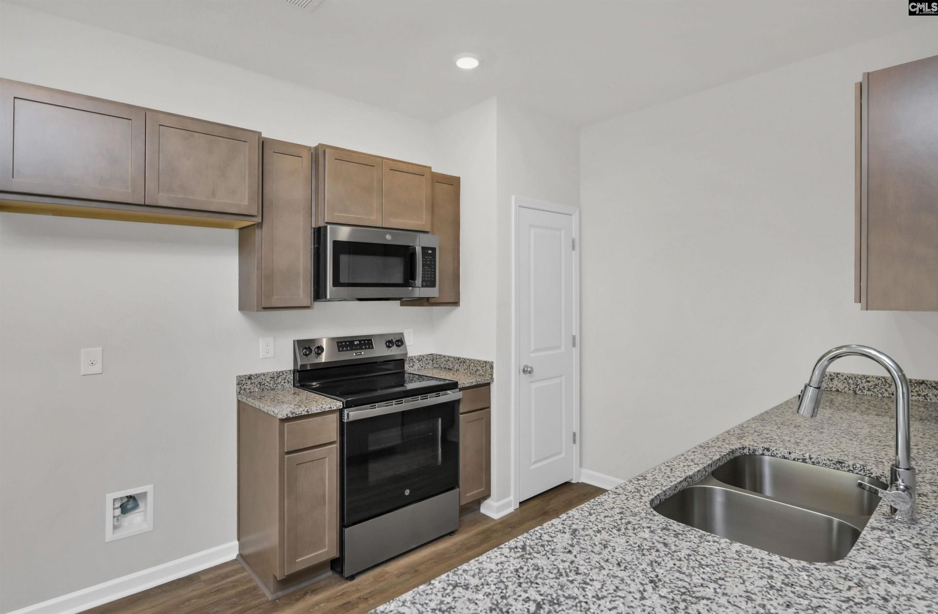 221 Raglins Way Photo 8
