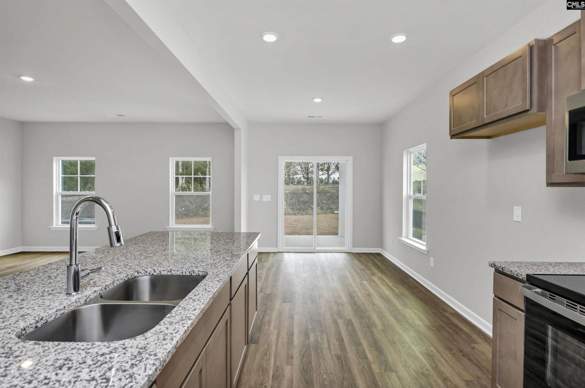 221 Raglins Way Photo 9