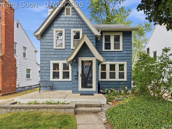 1207 Irving Avenue, Royal Oak, MI 48067