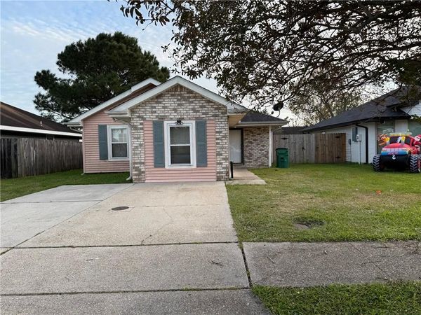 2717 LAURIE Lane , Marrero, LA 70072