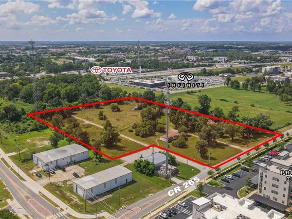 700, 720, 840 S 45th Street , Rogers, AR 72758