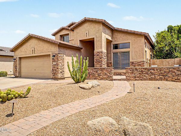 6140 W ORAIBI Drive, Glendale, AZ 85308