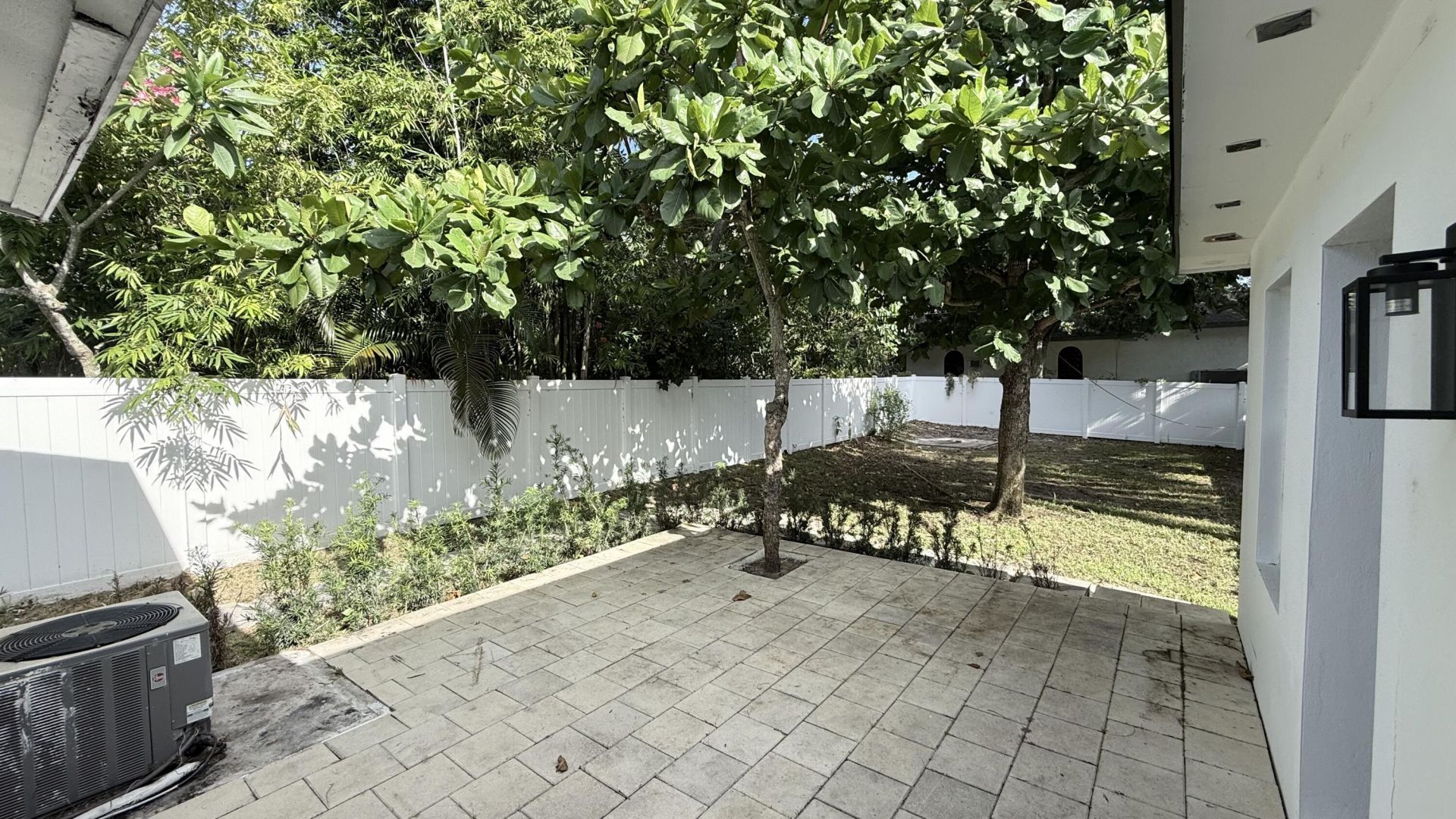 118 SW 7th Street, Delray Beach, FL 33444 Photo