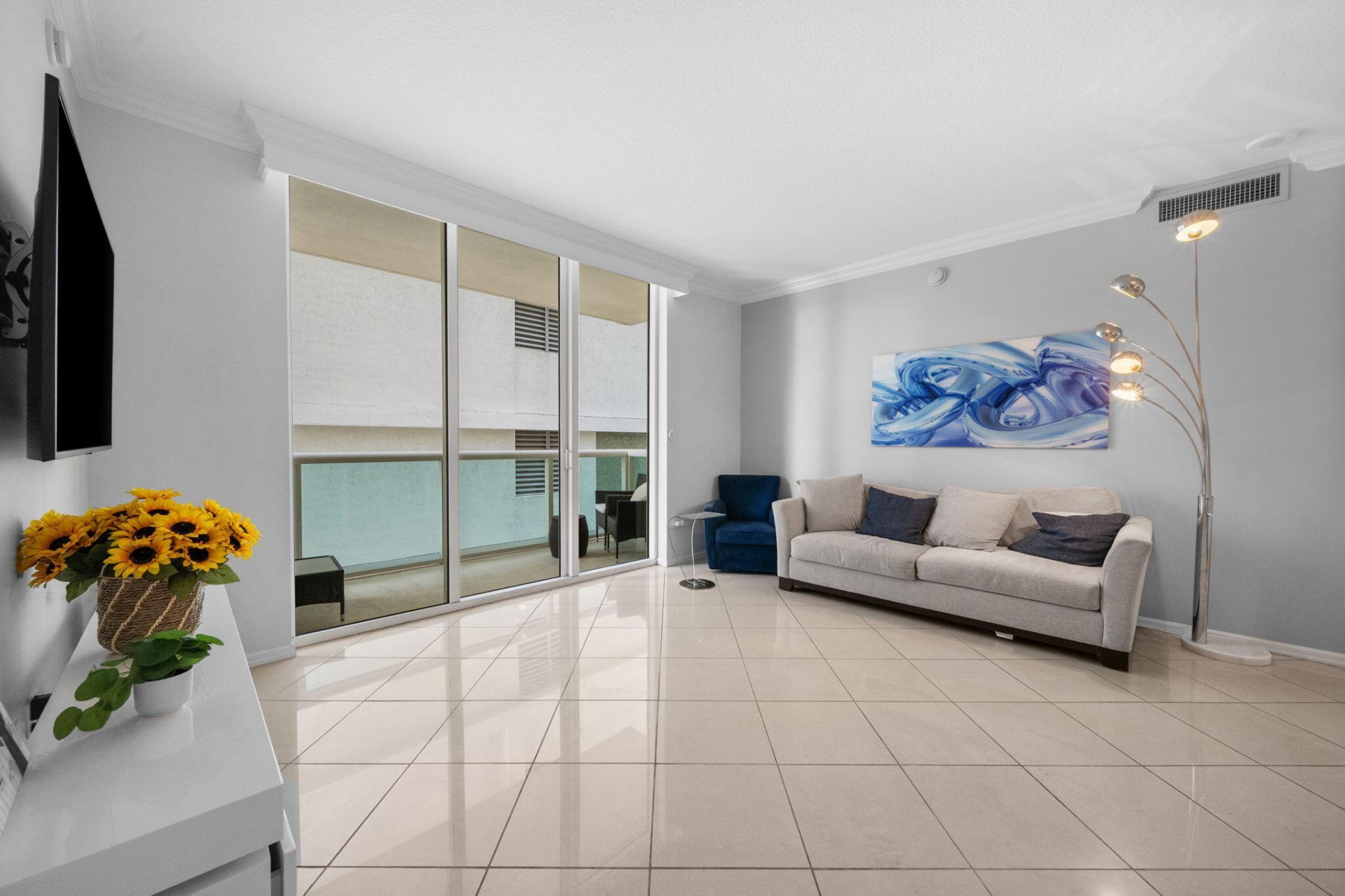 347 N New River Drive E, Unit 405, Fort Lauderdale, FL 33301 Photo