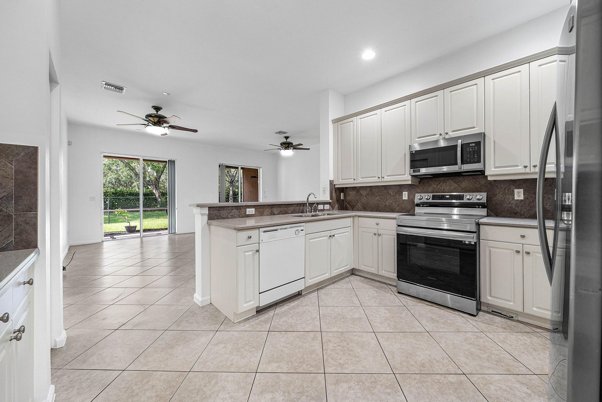 9058 Sedgewood Drive, Lake Worth, FL 33467 Photo