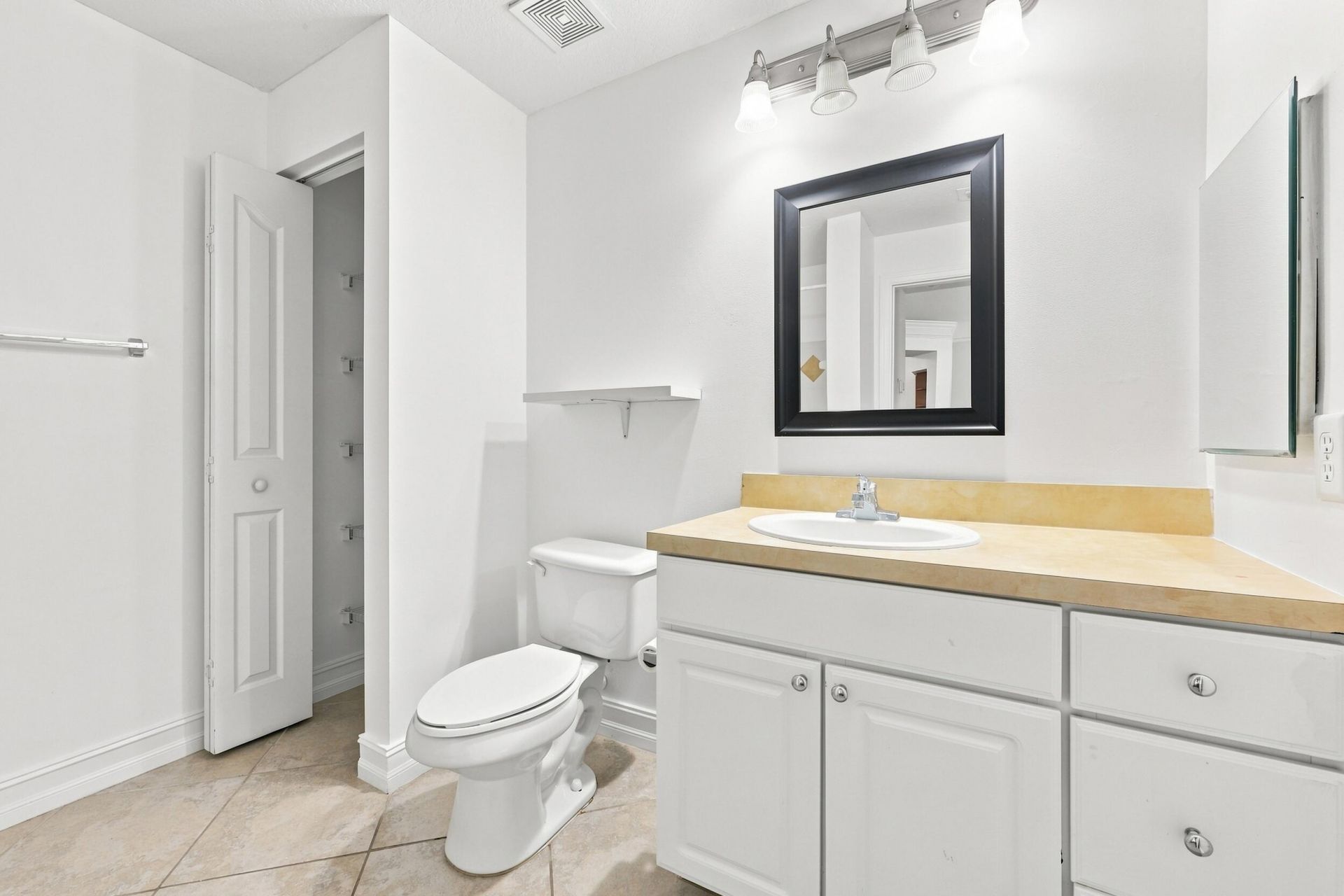9873 Baywinds Drive, Unit 5109, West Palm Beach, FL 33411 Photo