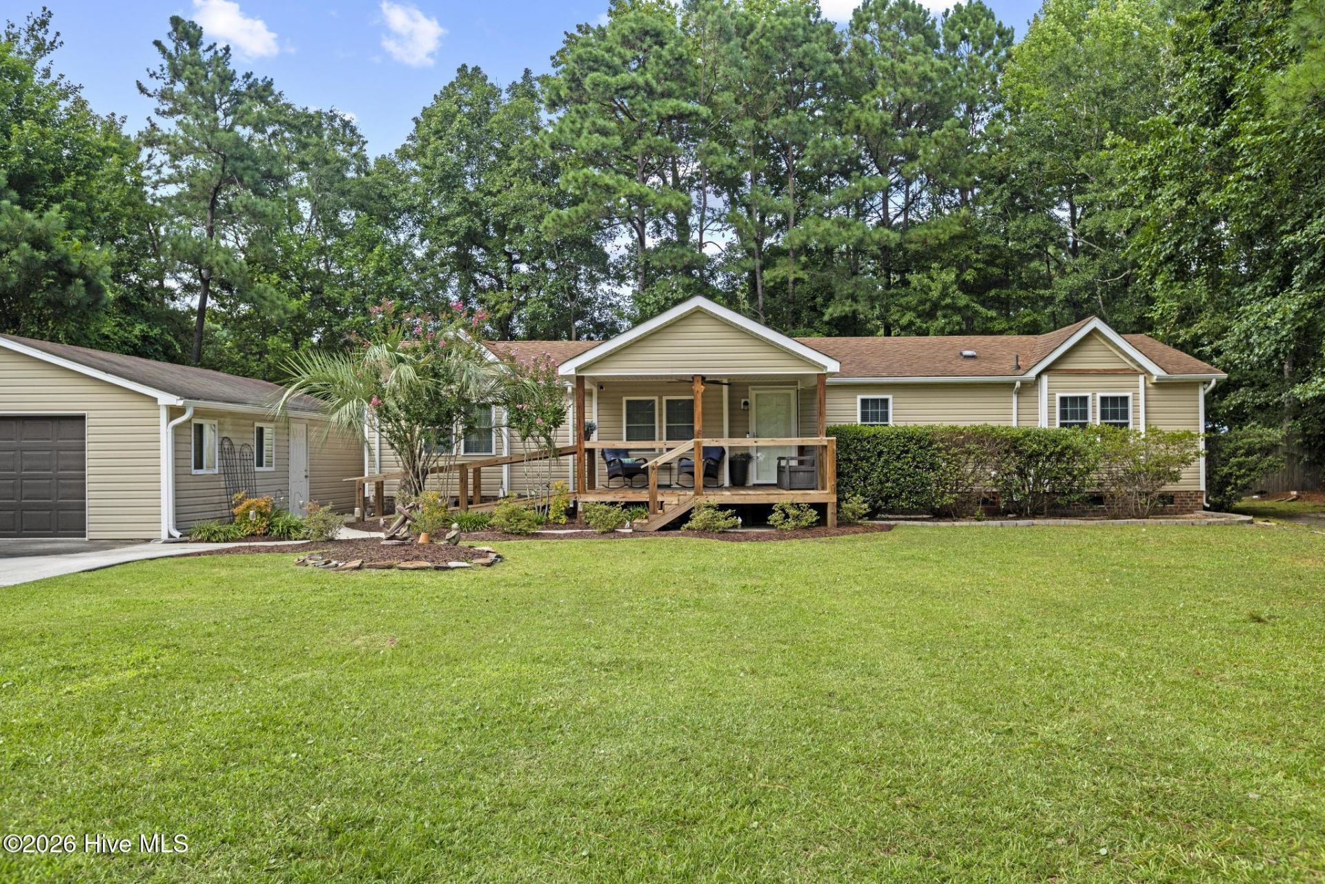 408 Quailridge Court, Peletier, NC 28584 Main Photo