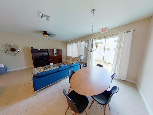 5119 KILLARNEY WAY , KISSIMMEE, FL 34746