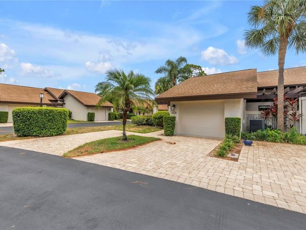 3174 WINDRUSH , Unit 25, SARASOTA, FL 34235