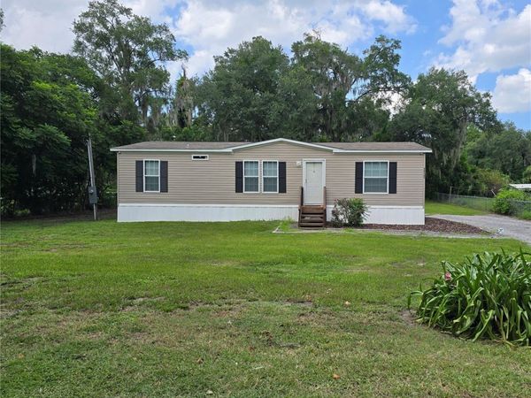 2435 MYER AVENUE , LEESBURG, FL 34748