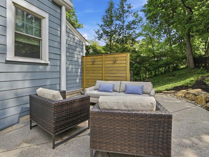 1220 Cliff Laine Drive, Cincinnati, OH 45208 Photo 27