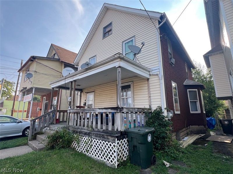 904 Harrison Avenue SW, Canton, OH 44706 Photo 2