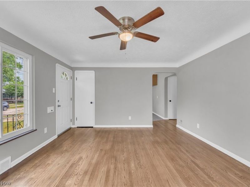 6310 Alexandria Drive , Parma, OH 44130 Photo 5
