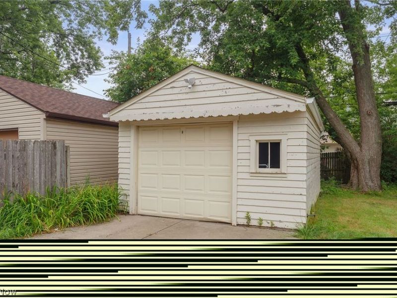 5653 Vickie Lane , Bedford, OH 44146 Photo 32