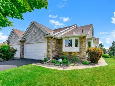 4831 Greenhaven Drive, White Bear Lake, MN 55127