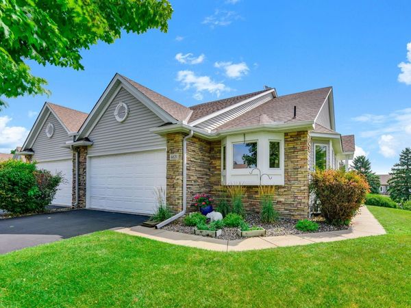 4831 Greenhaven Drive, White Bear Lake, MN 55127