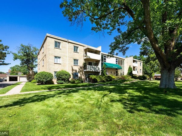 7000 Sandell Avenue , Unit 16, Edina, MN 55435