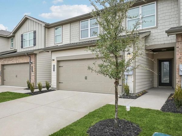 912 Penrose Drive, Cedar Hill, TX 75104