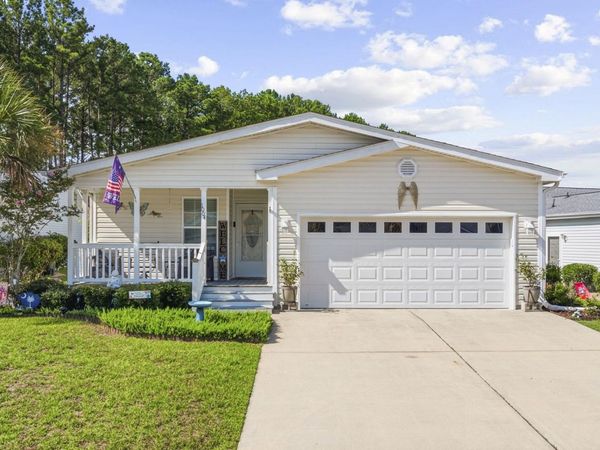 1004 Greencrest Ct., Conway, SC 29526