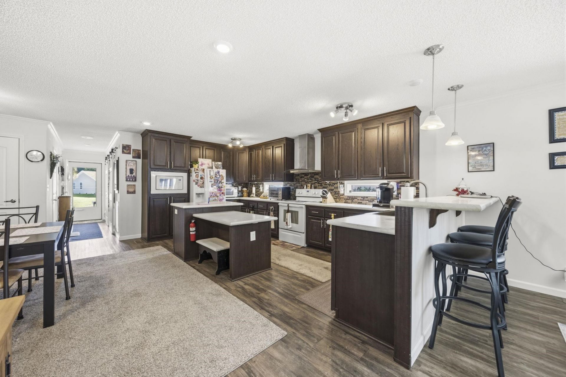 1004 Greencrest Ct. Photo 10