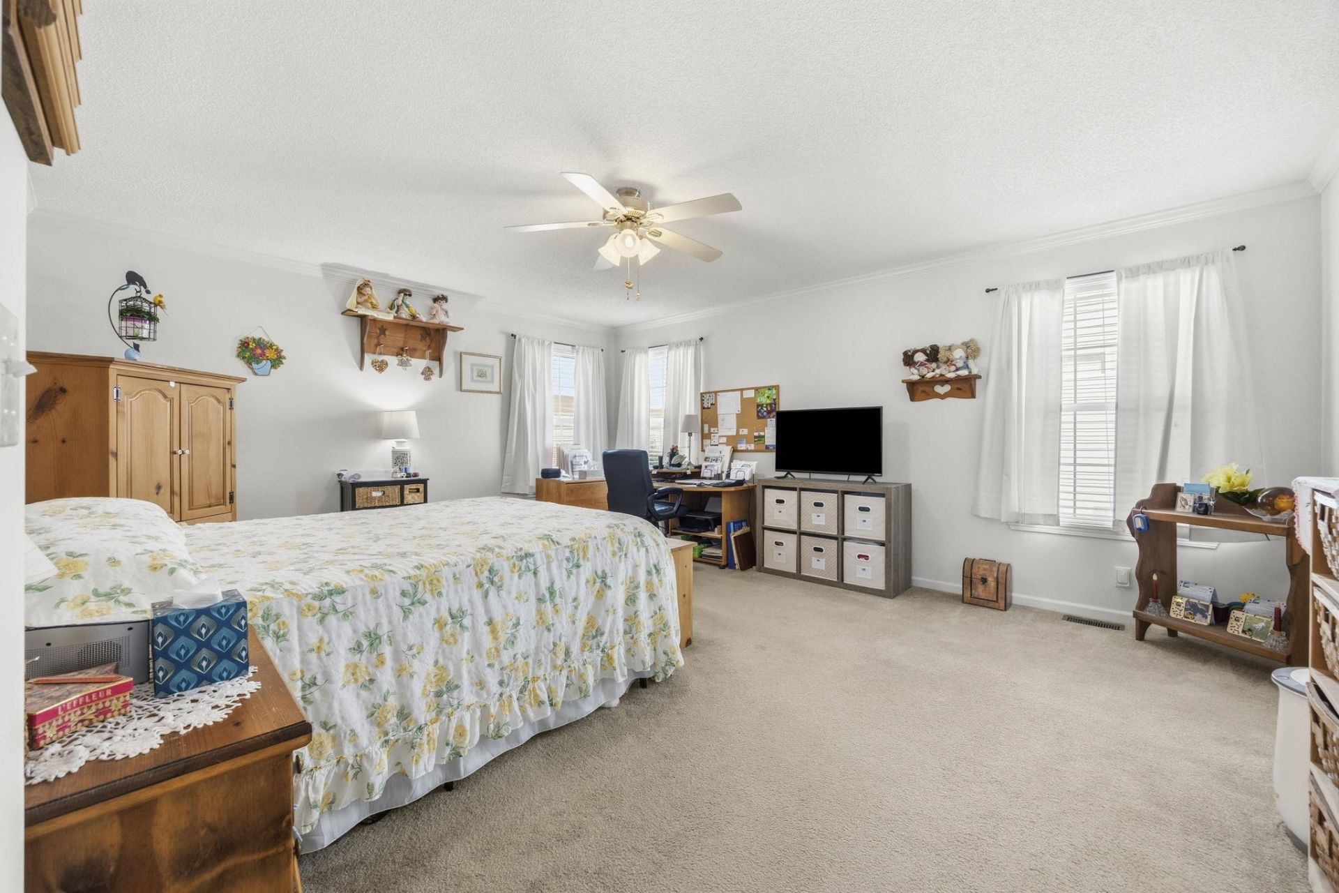 1004 Greencrest Ct. Photo 17
