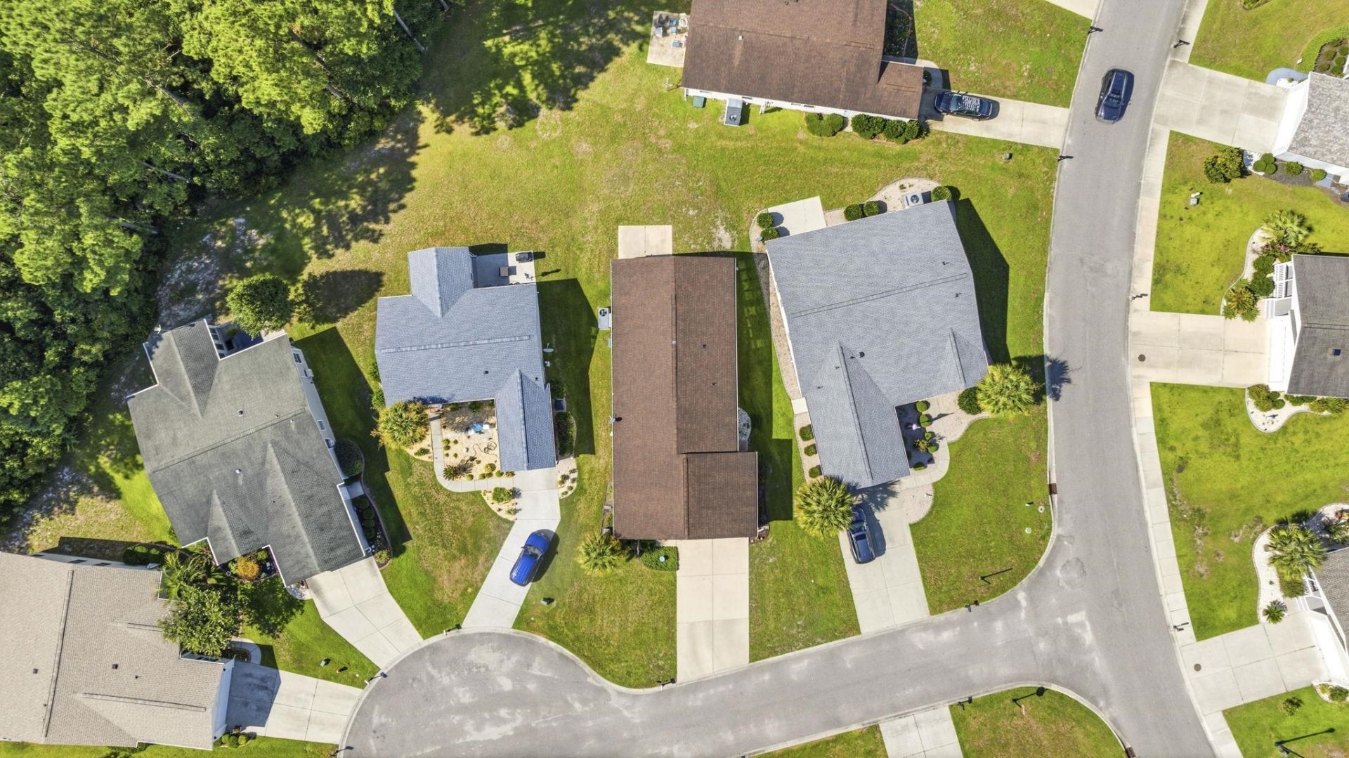 1004 Greencrest Ct. Photo 32