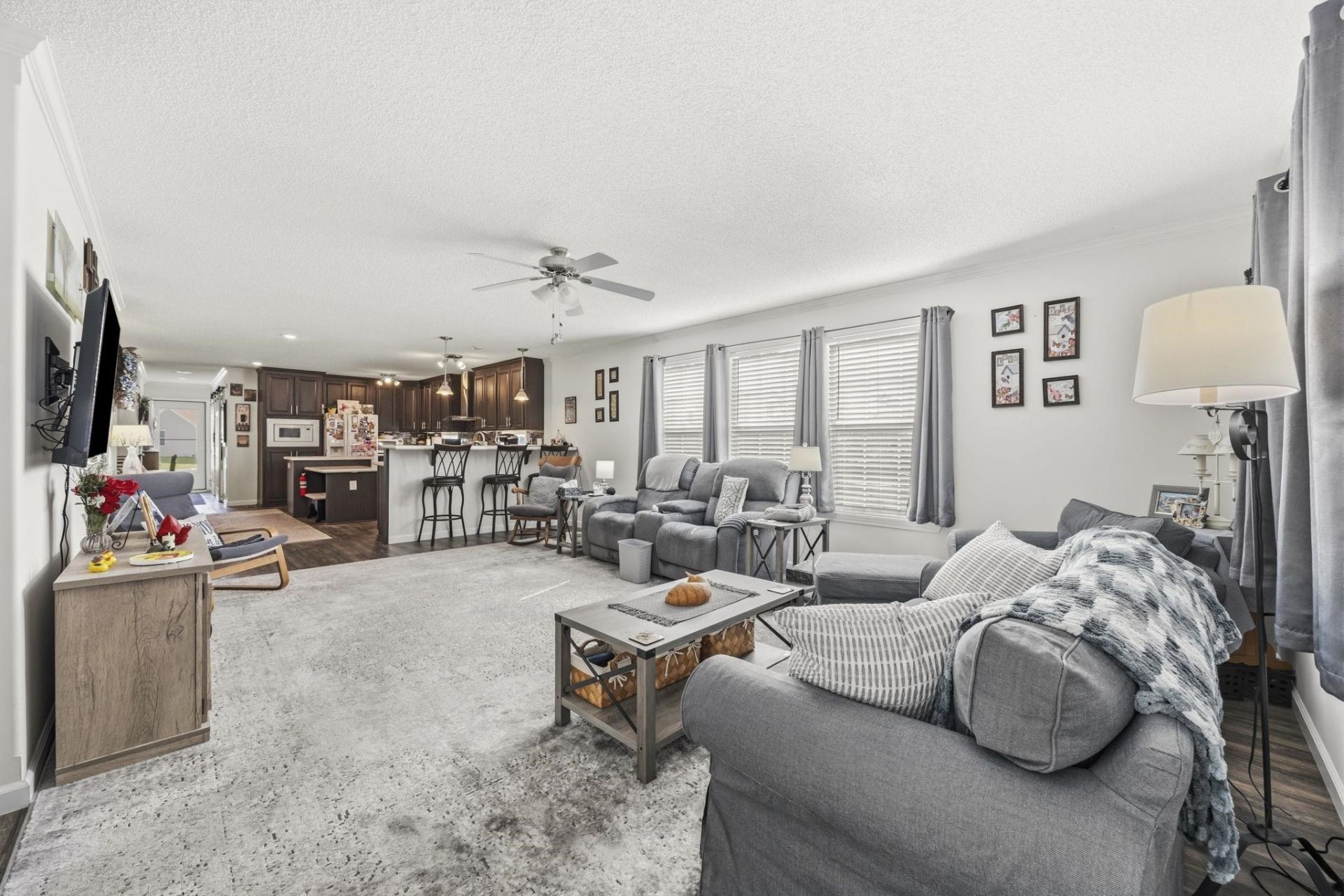 1004 Greencrest Ct. Photo 8