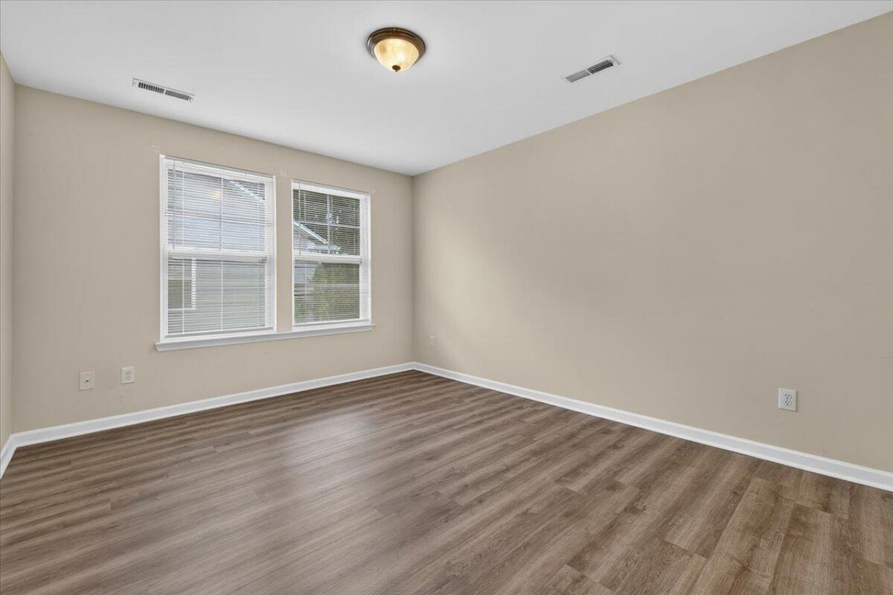 289 Oglethorpe Circle Photo 22