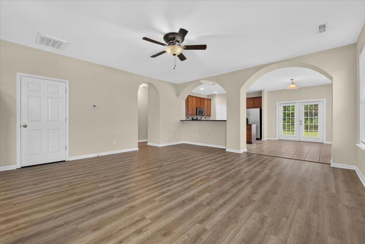 289 Oglethorpe Circle Photo 5